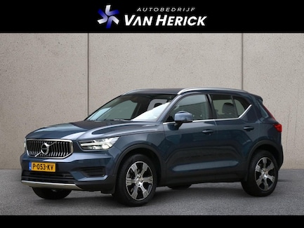 Volvo XC40 0