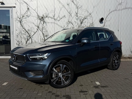Volvo XC40 0