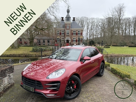 Porsche Macan 0