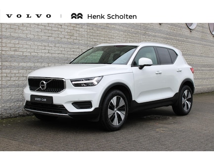 Volvo XC40 0