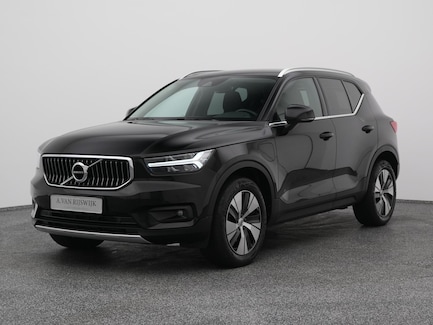 Volvo XC40 0