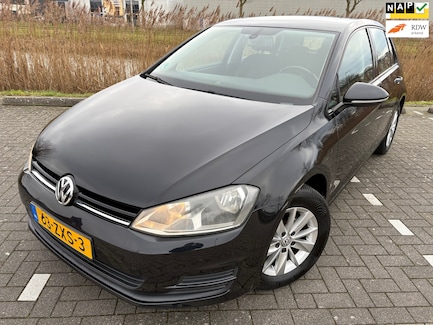 Volkswagen Golf 0