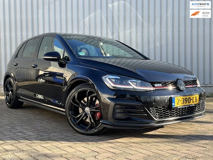 Volkswagen Golf 0