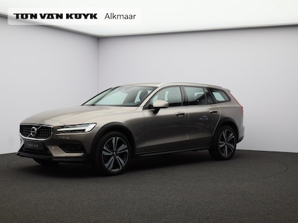 Volvo V60 Cross Country 0