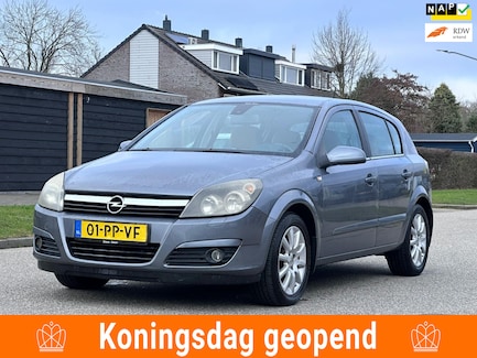 Opel Astra 0