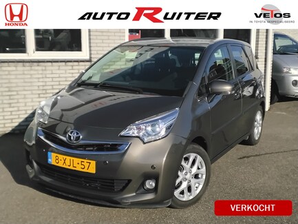 Toyota Verso-S 0