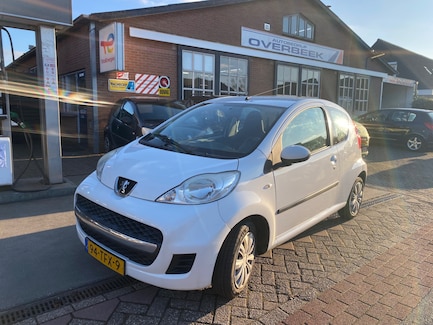 Peugeot 107 0