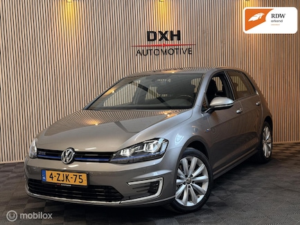 Volkswagen Golf 0