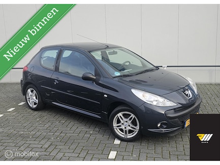 Peugeot 206+ 0