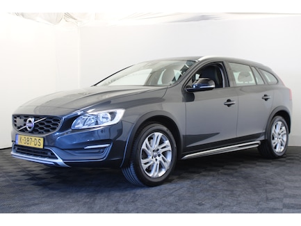 Volvo V60 Cross Country 0