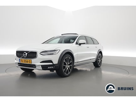 Volvo V90 Cross Country 0