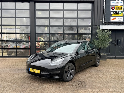 Tesla Model 3 0