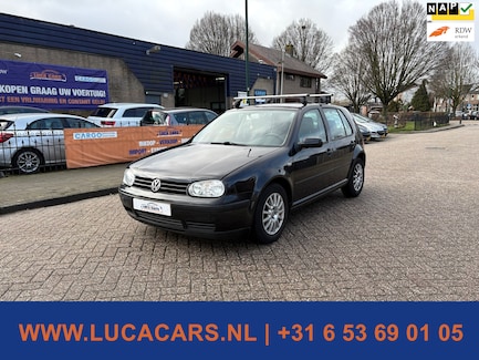 Volkswagen Golf 0