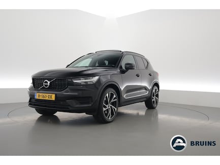 Volvo XC40 0