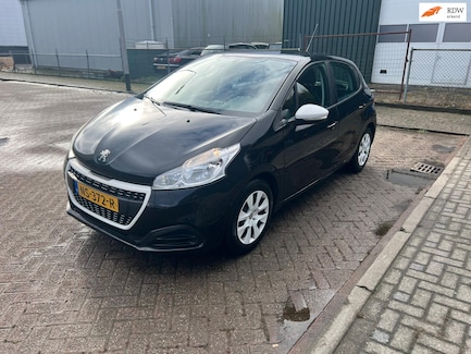 Peugeot 208 0