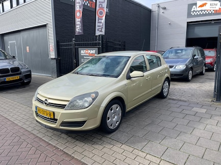 Opel Astra 0
