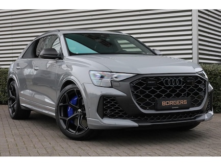Audi RS Q8 0