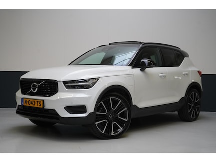 Volvo XC40 0