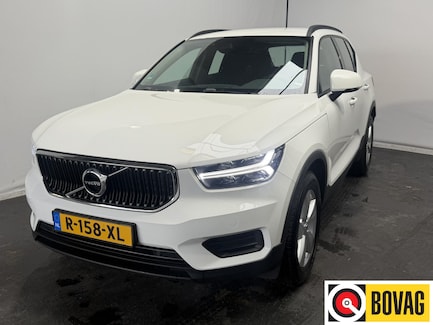 Volvo XC40 0