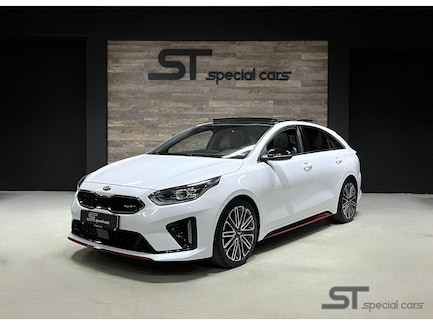 Kia ProCeed 0