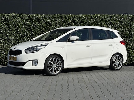 Kia Carens 0