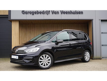 Volkswagen Touran 0