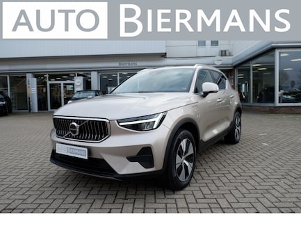 Volvo XC40 0
