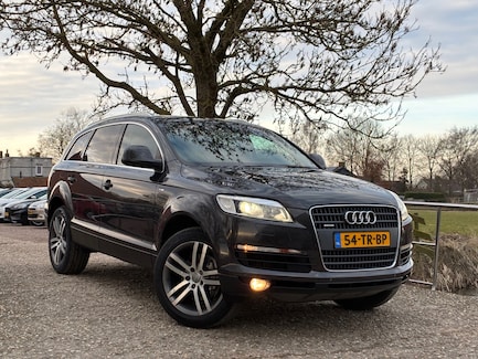 Audi Q7 0
