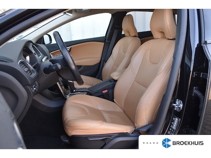Volvo V40 Cross Country 0