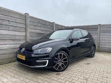 Volkswagen Golf 0