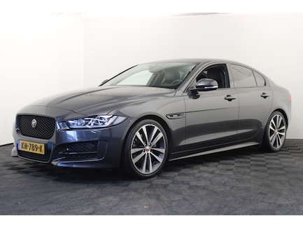 Jaguar XE 0