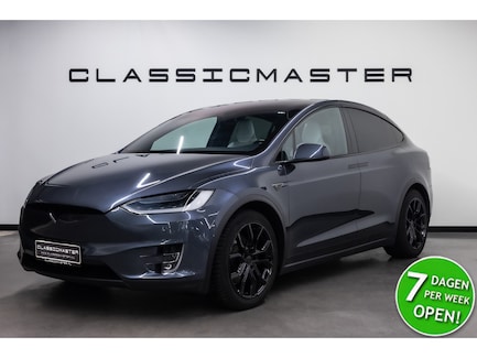 Tesla Model X 0