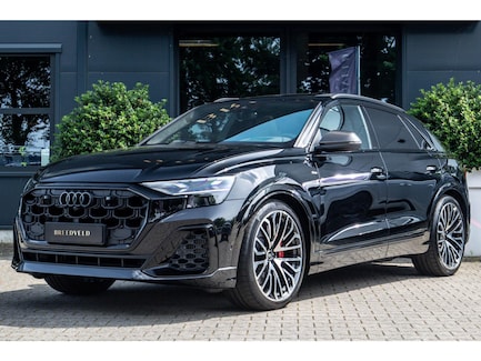 Audi Q8 0