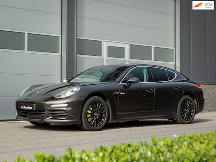 Porsche Panamera 0