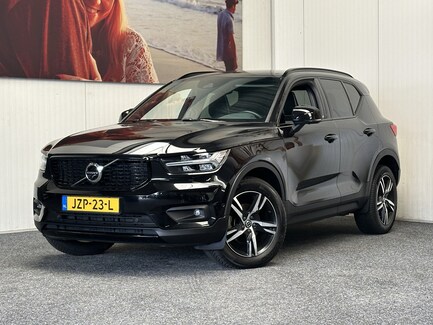 Volvo XC40 0