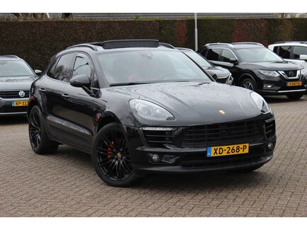 Porsche Macan 0