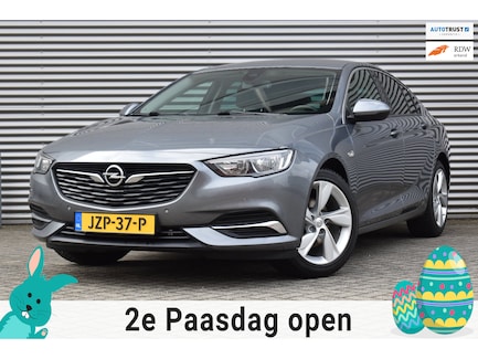 Opel Insignia 0