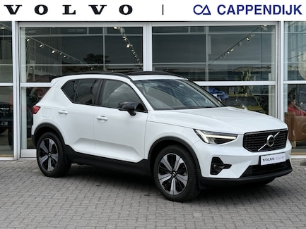 Volvo XC40 0