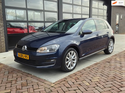 Volkswagen Golf 0