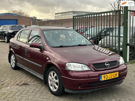 Opel Astra 0