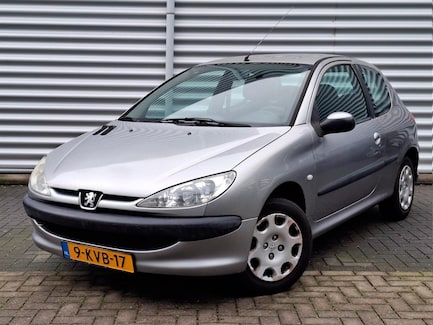 Peugeot 206 0
