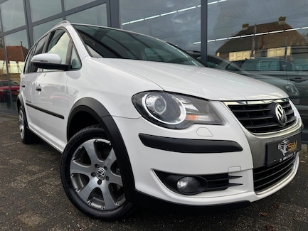 Volkswagen Cross Touran 0