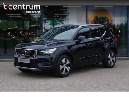 Volvo XC40 0
