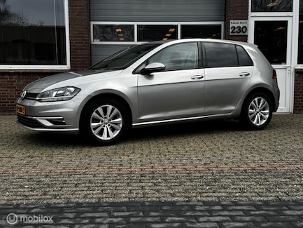 Volkswagen Golf 0