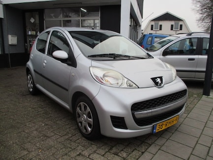 Peugeot 107 0