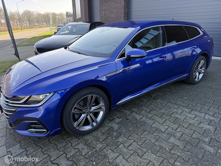 Volkswagen Arteon Shooting Brake 0