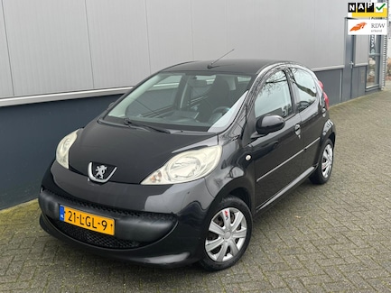 Peugeot 107 0