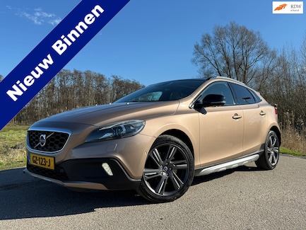 Volvo V40 Cross Country 0