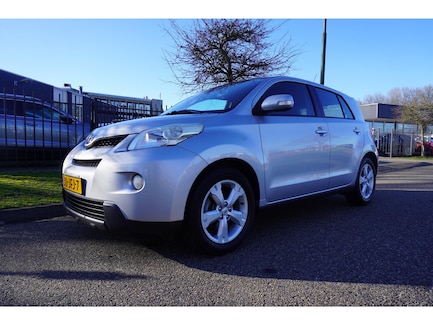 Toyota Urban Cruiser 0