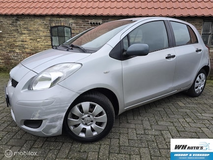 Toyota Yaris 0